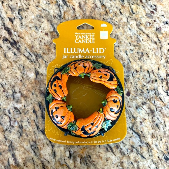 RARE YCC Halloween 🎃 Illuma Lid 👻